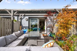 Photo 32- click for photo gallery